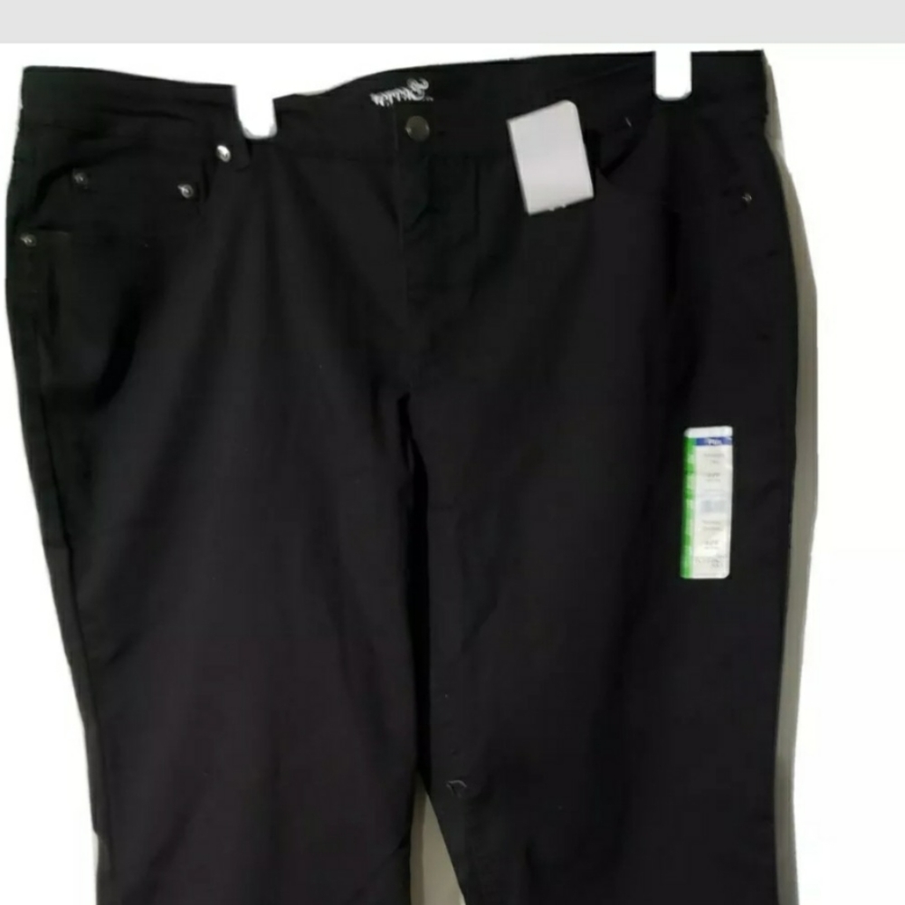 Black Jeans Straight Plus and Plus petite